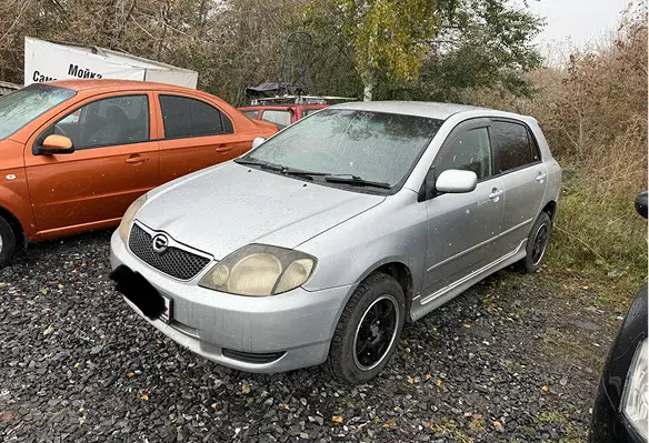Toyota Corolla RunX, 2001
